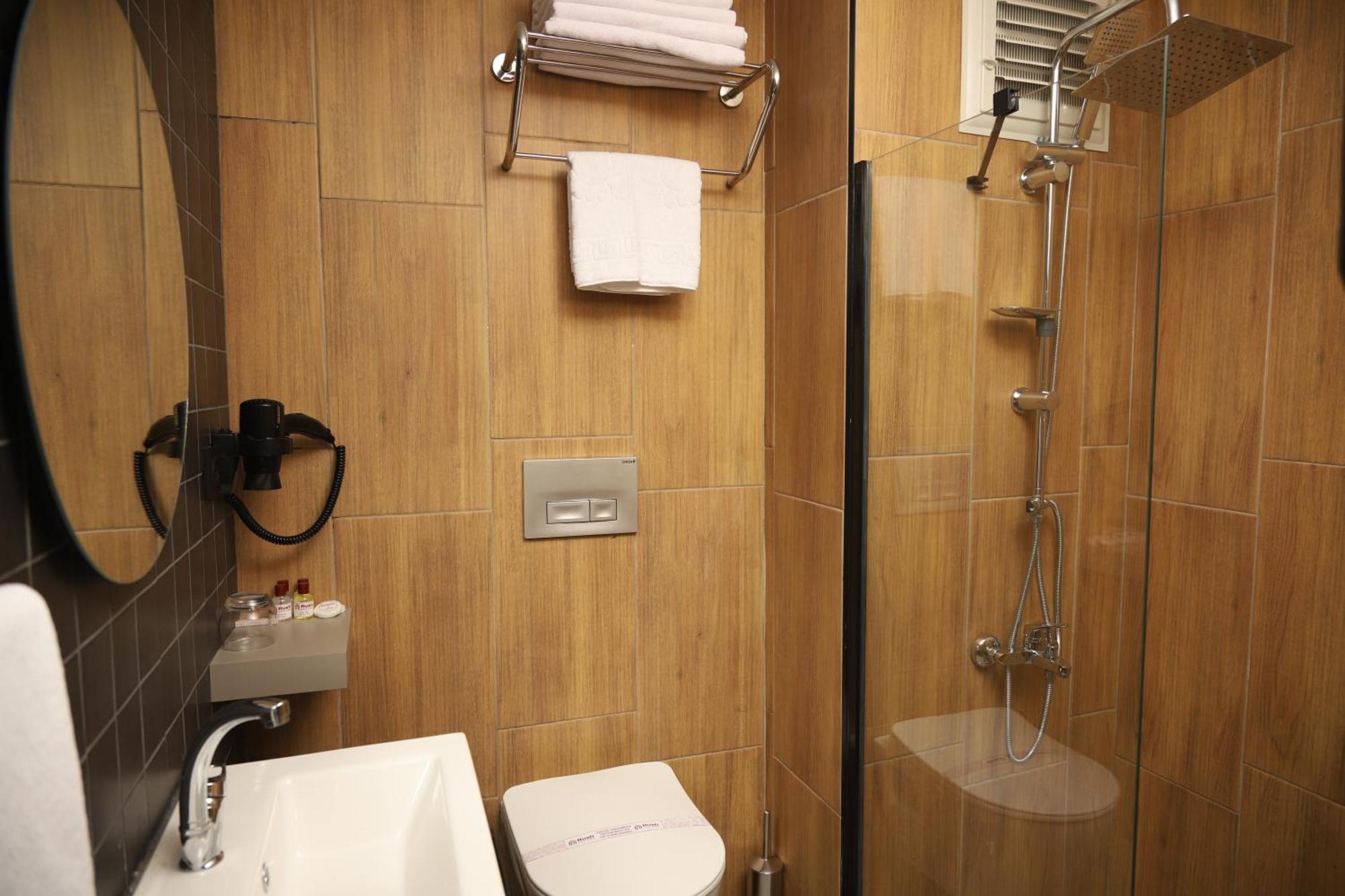 Rush Hotel Tokat Exterior photo